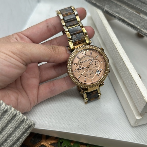 Michael Kors "Parker" Rose-Tone & Tortoise Ladies Watch #MK5538 - Picture 2 of 4
